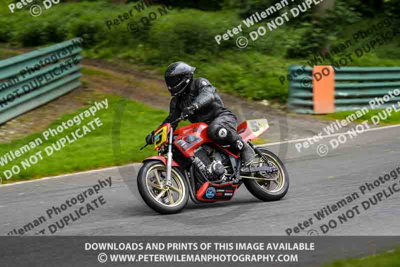 cadwell no limits trackday;cadwell park;cadwell park photographs;cadwell trackday photographs;enduro digital images;event digital images;eventdigitalimages;no limits trackdays;peter wileman photography;racing digital images;trackday digital images;trackday photos